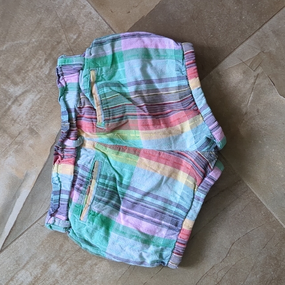 Baby Gap shorts size 3T - Picture 2 of 2